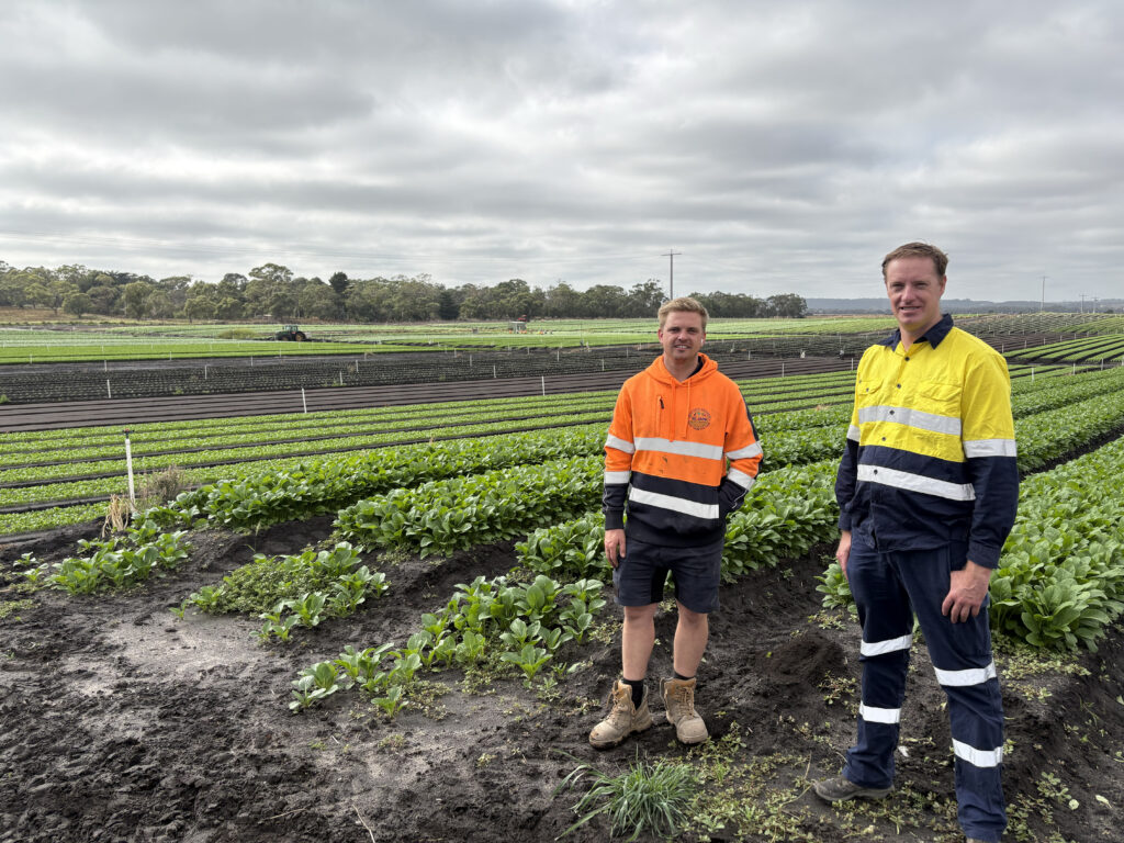 Valoriza Dandenong Site Manager, Stuart French (right) with Vic Grow Garden Operations Manager, Chris Dyker